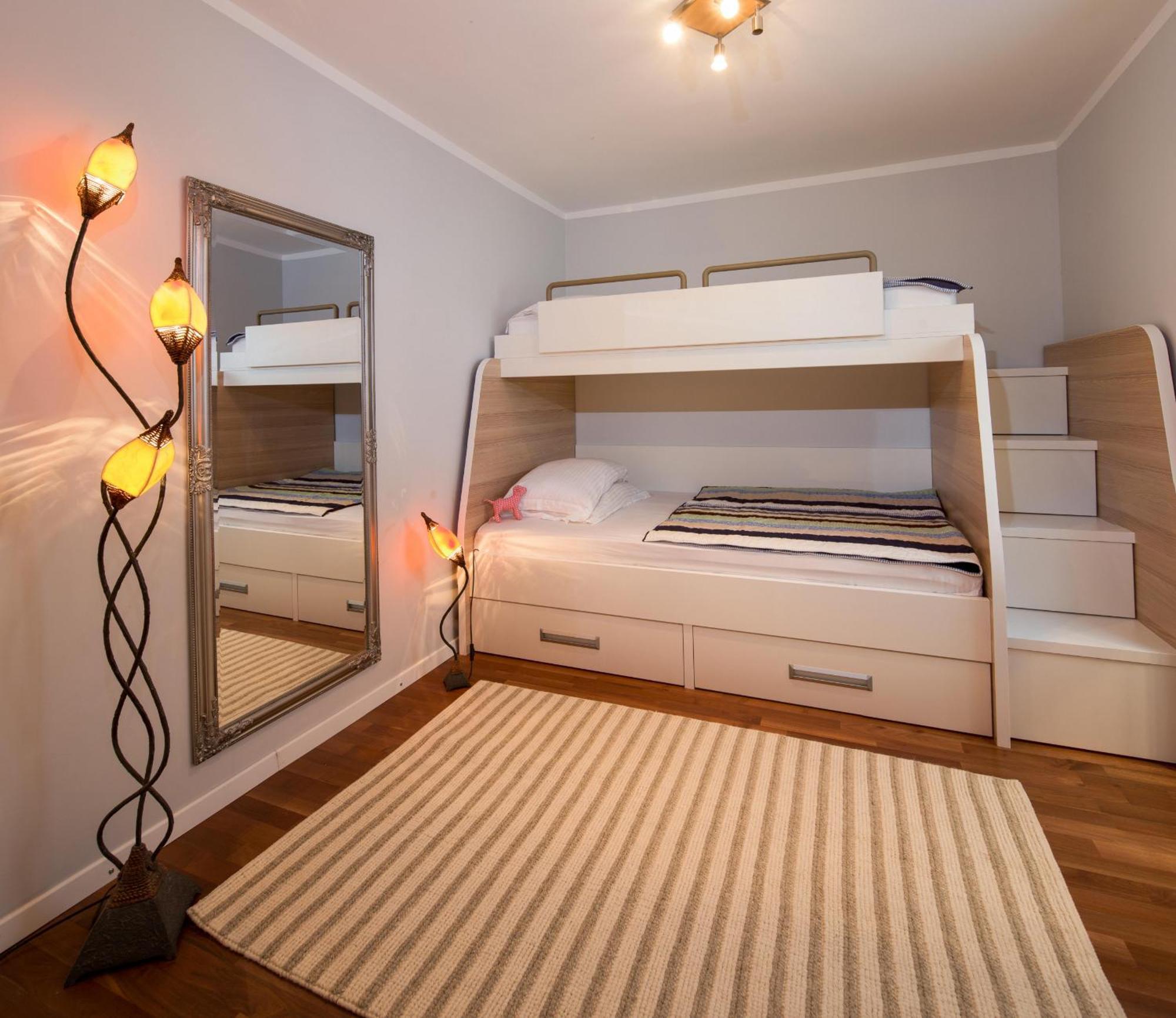 Ferienhaus Holiday Home Pitve Pitve